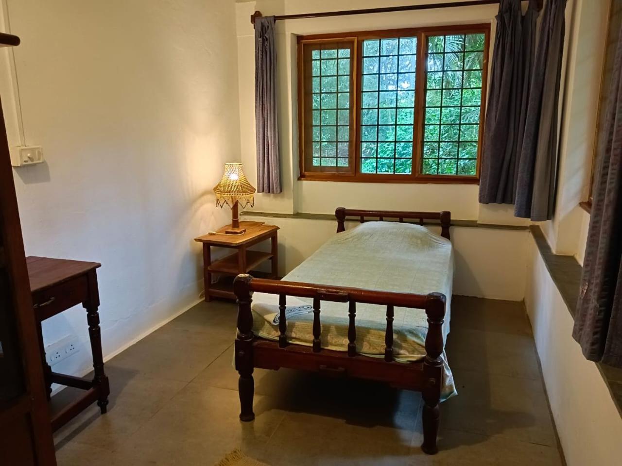 Isai Ambalam Guest House Pondicherry Exterior foto