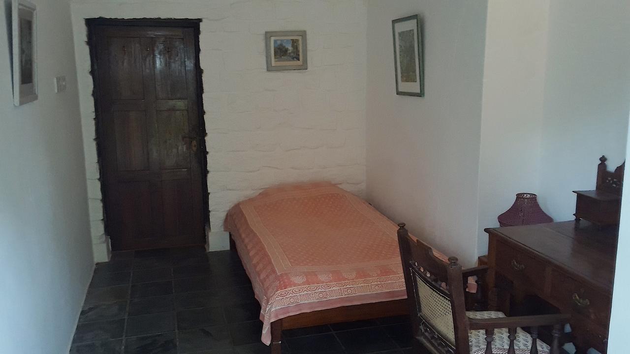 Isai Ambalam Guest House Pondicherry Exterior foto