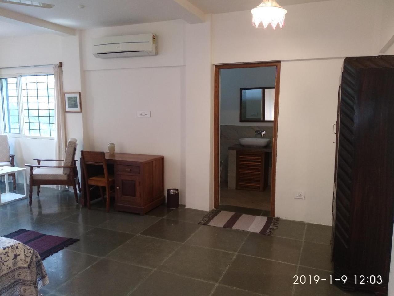 Isai Ambalam Guest House Pondicherry Exterior foto