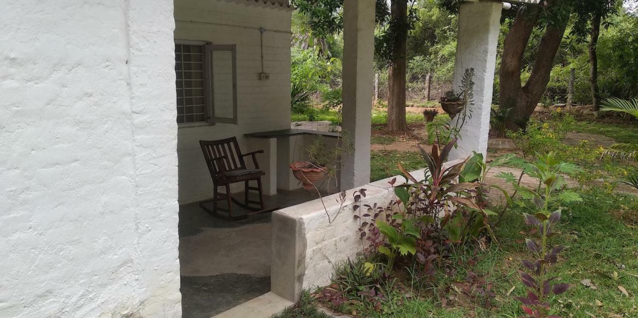 Isai Ambalam Guest House Pondicherry Exterior foto